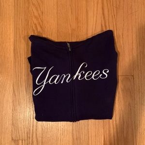 Yankees zipper up sweatshirt size youth